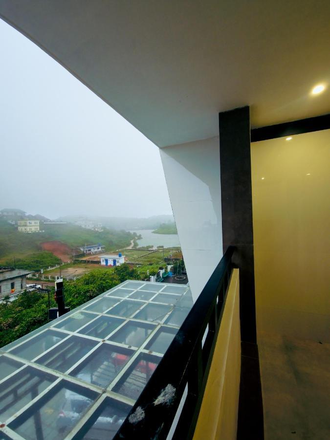 Double Room Balcony,1472632105:JPEG